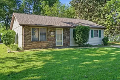1303 W Prairie Street, Marion, IL 62959 - Photo 1