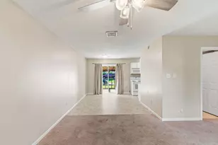 1303 W Prairie St, Marion, IL 62959 - Photo 5
