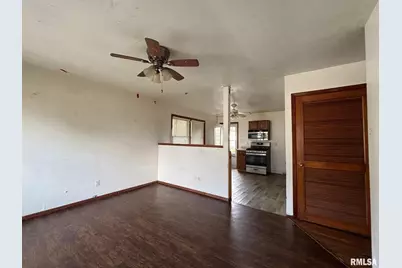 16806 10th Avenue N, East Moline, IL 61244 - Photo 5