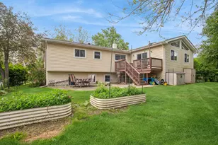 1062 E Williams Dr, Palatine, IL 60074 - Photo 17
