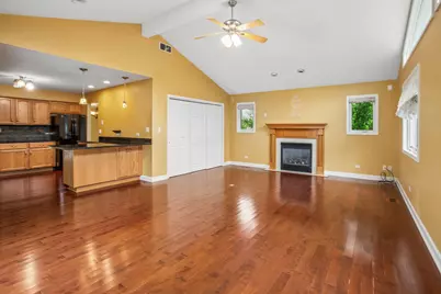 1062 E Williams Drive, Palatine, IL 60074 - Photo 9