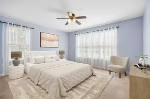 2261 Creekwood Dr, Mundelein, IL 60060 - Photo 9