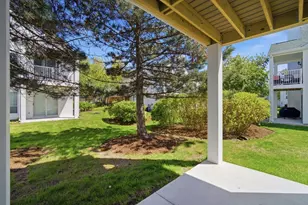109 Meadowbrook Ln, Lake Bluff, IL 60044 - Photo 15