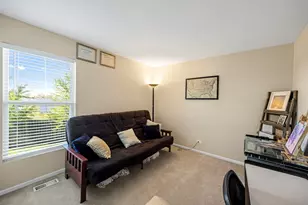 1513 Yellowstone Dr, Streamwood, IL 60107 - Photo 13
