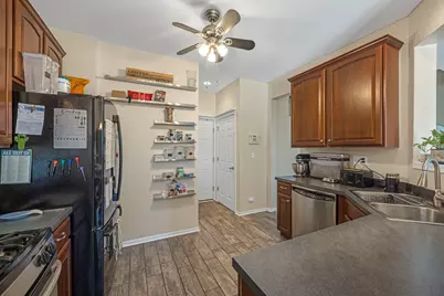 1513 Yellowstone Drive, Streamwood, IL 60107 - Photo 7