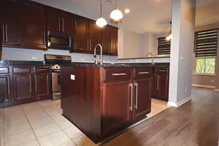756 N Aspen Dr, Vernon Hills, IL 60061 - Photo 9