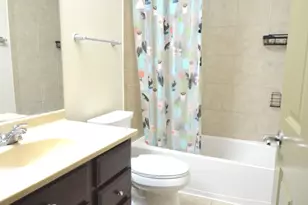 756 N Aspen Dr, Vernon Hills, IL 60061 - Photo 21