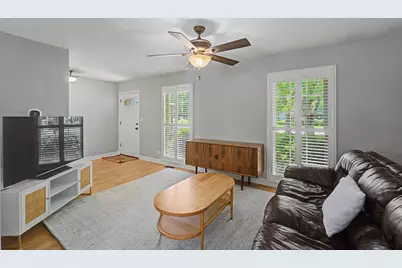 405 Carriage Hill Road, Naperville, IL 60565 - Photo 5