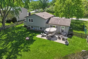 405 Carriage Hill Rd, Naperville, IL 60565 - Photo 31