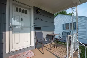 18636 Sherman St, Lansing, IL 60438 - Photo 3