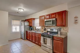18636 Sherman St, Lansing, IL 60438 - Photo 7