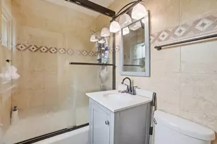 12243 Ann St, Blue Island, IL 60406 - Photo 11