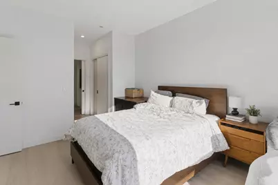 948 W Sunnyside Avenue #509, Chicago, IL 60640 - Photo 7