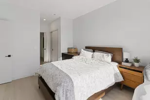 948 W Sunnyside Ave, Chicago, IL 60640 - Photo 7