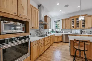 S492 Rebecca Ln, Winfield, IL 60190 - Photo 3