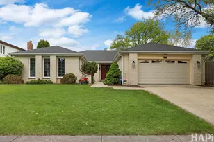 3930 Gloria Ct, Glenview, IL 60025 - Photo 1