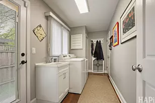 3930 Gloria Ct, Glenview, IL 60025 - Photo 21