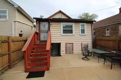 1643 W 32nd Place, Chicago, IL 60608 - Photo 19