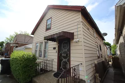 1643 W 32nd Place, Chicago, IL 60608 - Photo 5