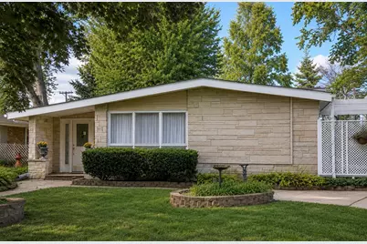 2616 Fontana Drive, Glenview, IL 60025 - Photo 1