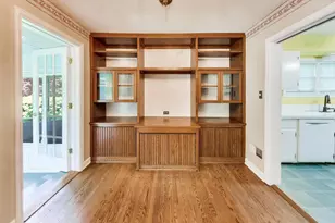 610 S Na Wa Ta Ave, Mount Prospect, IL 60056 - Photo 5