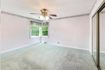 610 S Nawata Avenue, Mount Prospect, IL 60056 - Photo 13