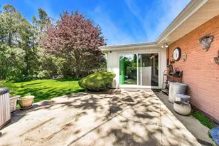 610 S Na Wa Ta Ave, Mount Prospect, IL 60056 - Photo 37