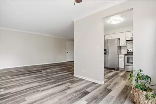 837 Garfield Ave, Libertyville, IL 60048 - Photo 7
