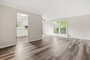 837 Garfield Ave, Libertyville, IL 60048 - Photo 3