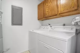 837 Garfield Ave, Libertyville, IL 60048 - Photo 13