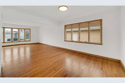 10916 Kingston Street, Westchester, IL 60154 - Photo 7