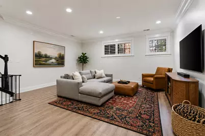 831 W Buckingham Place #1, Chicago, IL 60657 - Photo 19