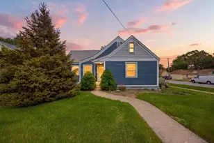 555 S Liberty St, Elgin, IL 60120 - Photo 1
