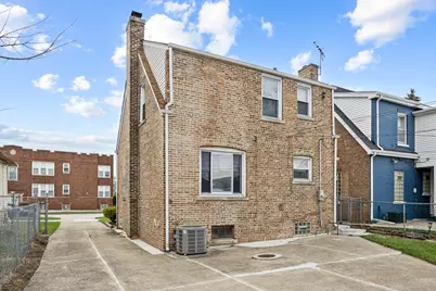 8435 S Cregier Avenue, Chicago, IL 60617 - Photo 21