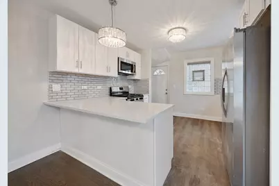 8435 S Cregier Avenue, Chicago, IL 60617 - Photo 9