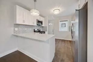 8435 S Cregier Ave, Chicago, IL 60617 - Photo 9
