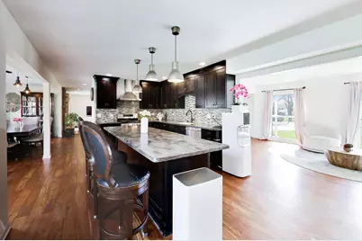 5S671 Buttonwood Court, Naperville, IL 60540 - Photo 5