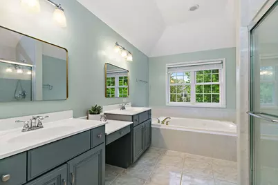 40W017 Carl Sandburg Road, Saint Charles, IL 60175 - Photo 23