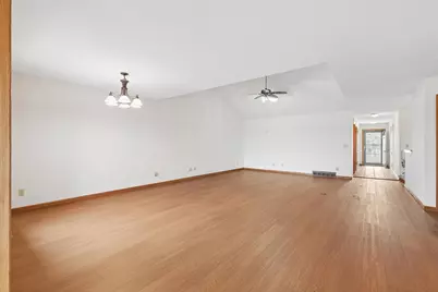 118 5th Street #2, Fulton, IL 61252 - Photo 5