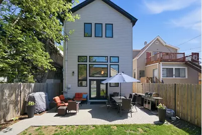 3310 N Harding Avenue, Chicago, IL 60618 - Photo 41