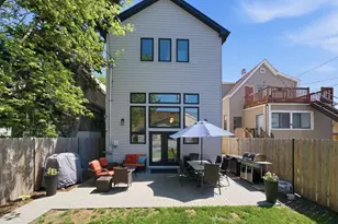3310 N Harding Ave, Chicago, IL 60618 - Photo 41