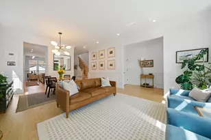 3310 N Harding Ave, Chicago, IL 60618 - Photo 7