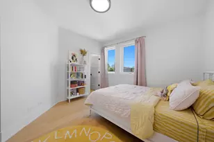 3310 N Harding Ave, Chicago, IL 60618 - Photo 29