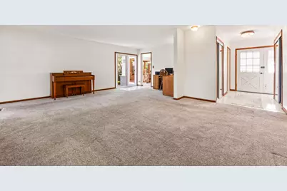 1049 Martingale Drive, Bartlett, IL 60103 - Photo 9