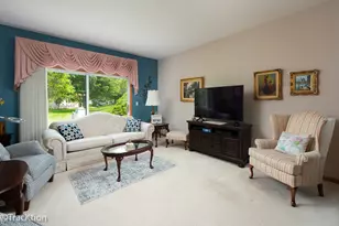 21764 W Empress Ln, Plainfield, IL 60544 - Photo 5