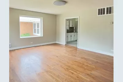 9405 S 76th Court, Hickory Hills, IL 60457 - Photo 15