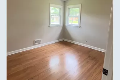 9405 S 76th Court, Hickory Hills, IL 60457 - Photo 21