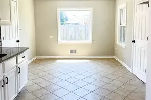 9405 S 76th Ct, Hickory Hills, IL 60457 - Photo 9