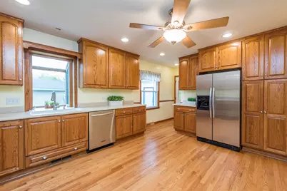 616 Highland Avenue, Antioch, IL 60002 - Photo 3