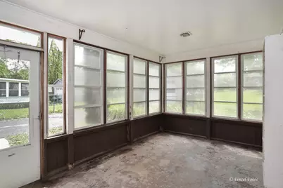 645 Pleasant Street, Woodstock, IL 60098 - Photo 9